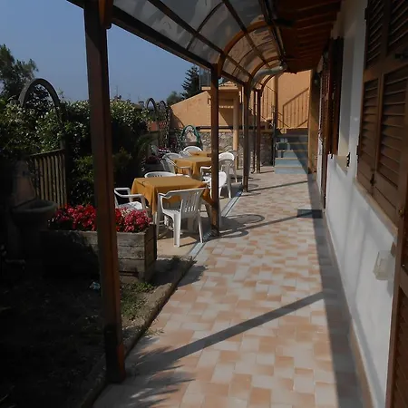 Aparthotel Garda Sol & 3*