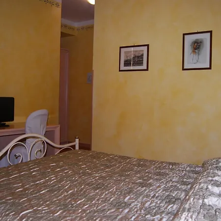 Aparthotel Garda Sol & 3*