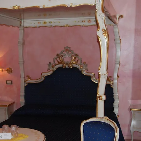 Aparthotel Garda Sol &