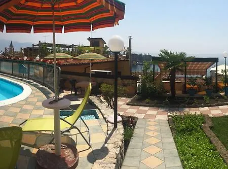 Aparthotel Garda Sol &